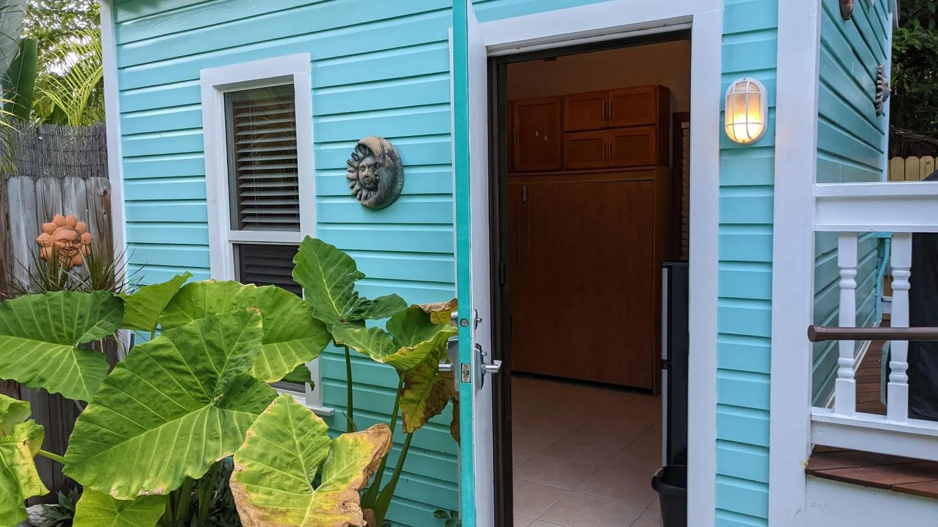 Peachy Keen Key West 0*,  United States