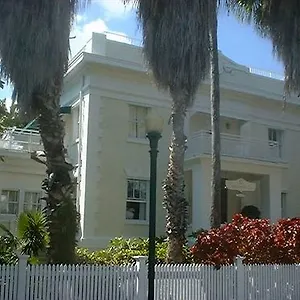 Bed & Breakfast Weatherstation Circa 1911, Key West